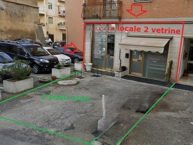 Locale in vendita di 52 m² in Borgo Sant&apos Antonio, 73