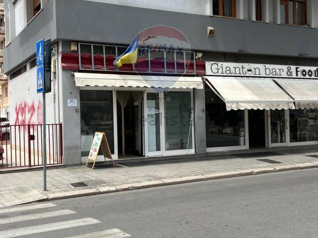 Locale in vendita di 52 m² in Corso Benedetto Croce, 9