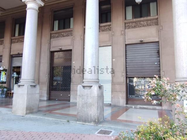 Locale in vendita di 52 m² in Via XX Settembre, 49
