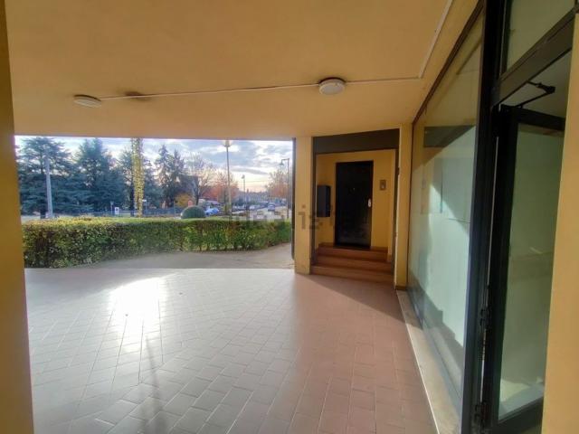 Locale in vendita di 52 m² in Via Enrico Ferri, 2