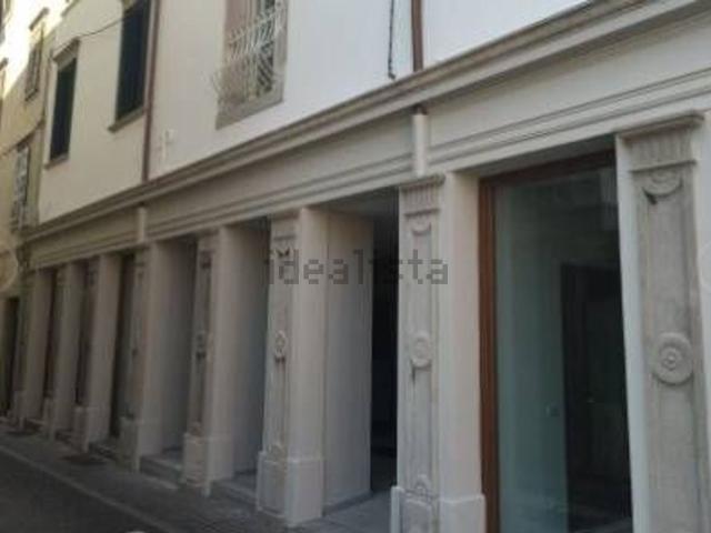 Locale in vendita di 52 m²