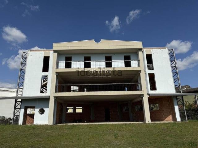 Locale in vendita di 530 m²
