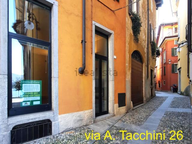 Locale in vendita di 57 m² in Via Antonio Tacchini, 26
