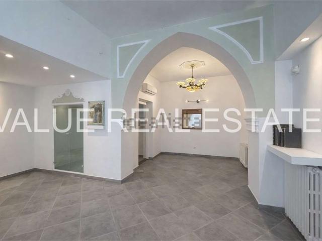 Locale in vendita di 57 m² in Via IV Giugno, 66