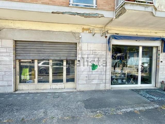 Locale in vendita di 57 m² in Viale Danimarca, 50