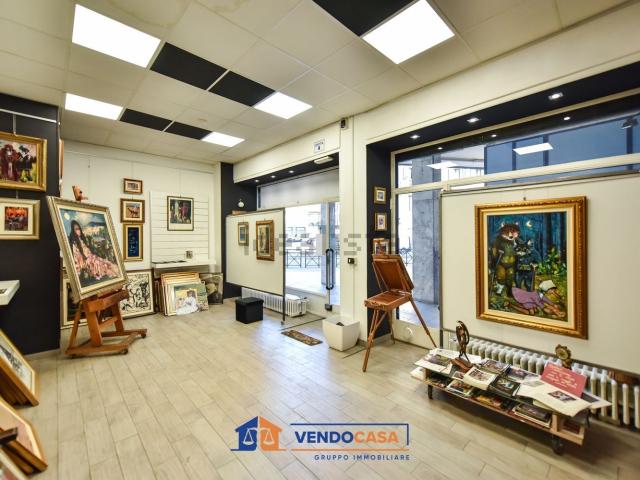 Locale in vendita di 57 m² in Viale della Stazione, 1