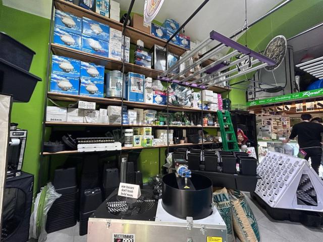 Locale in vendita di 54 m² in Via Vittorio Emanuele II, 280