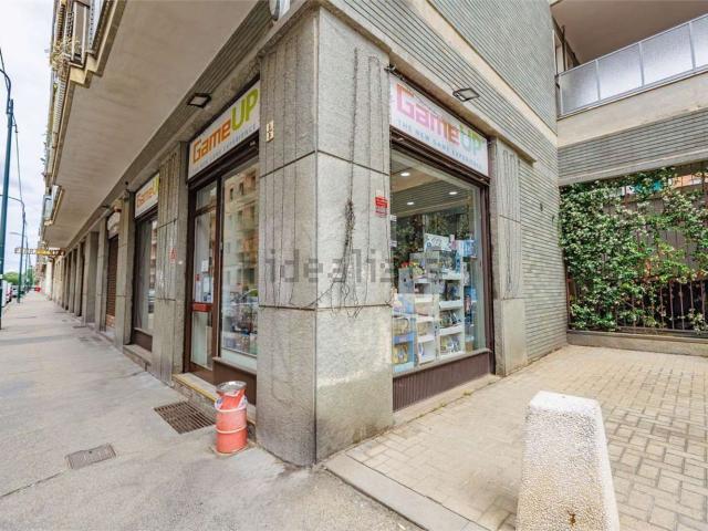 Locale in vendita di 54 m² in Via Graglia, 6