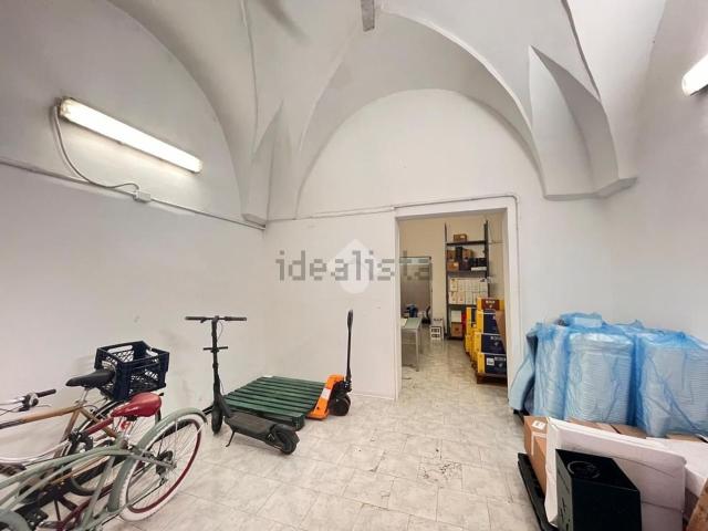 Locale in vendita di 54 m² in Via Marco Pacuvio, 28
