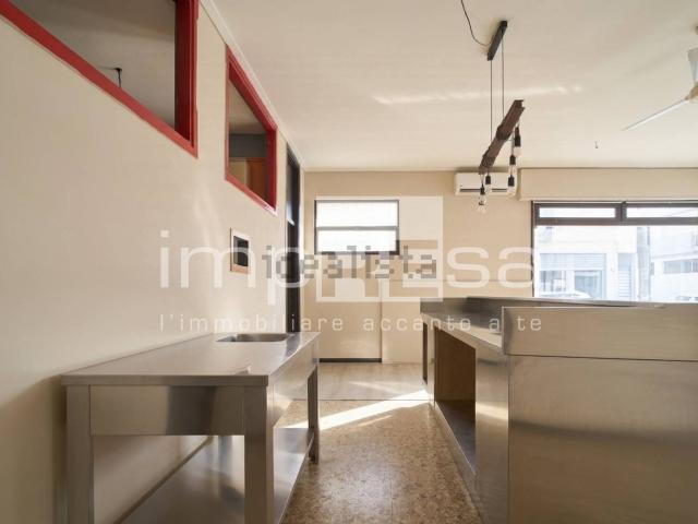 Locale in vendita di 54 m² in Via Nuova Trevigiana Casale, 88