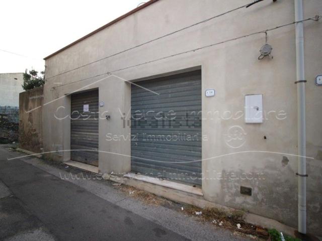 Locale in vendita di 54 m² in Via Oristano