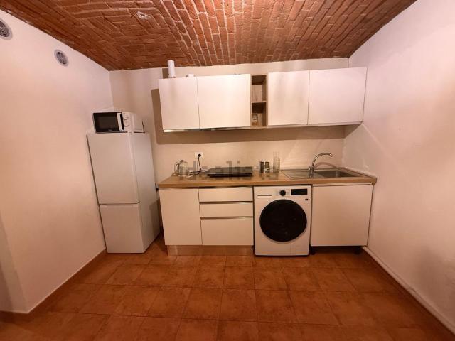 Locale in vendita di 54 m² in Via Privata Tirso, 4