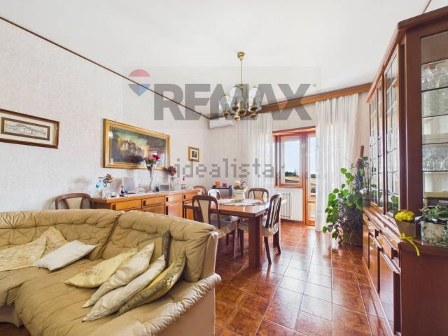 Locale in vendita di 550 m² in Via di Tragliatella, 144