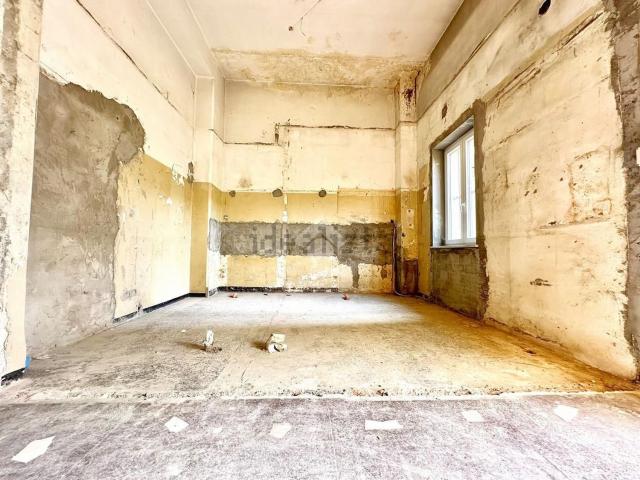 Locale in vendita di 55 m² in Corso Giuseppe Romita, 91