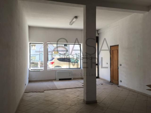 Locale in vendita di 55 m² in Corso Padre Lorenzo, 51
