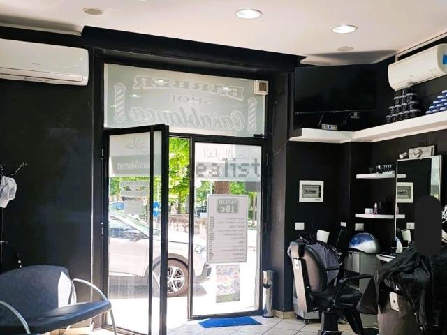 Locale in vendita di 55 m² in Piazza Torlonia, 65