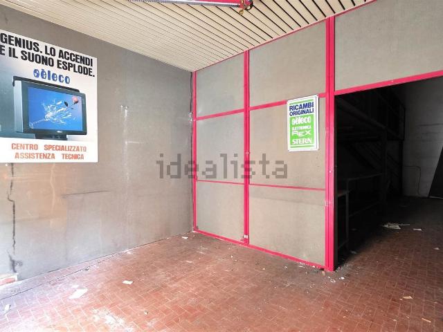 Locale in vendita di 55 m² in Via Augusto Gargana, 15