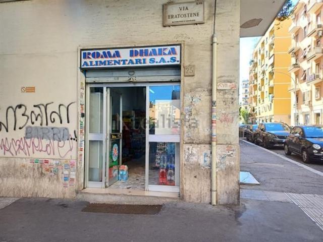 Locale in vendita di 55 m² in Via Benedetto Bordoni