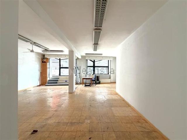 Locale in vendita di 55 m² in Via Ettore Paladini