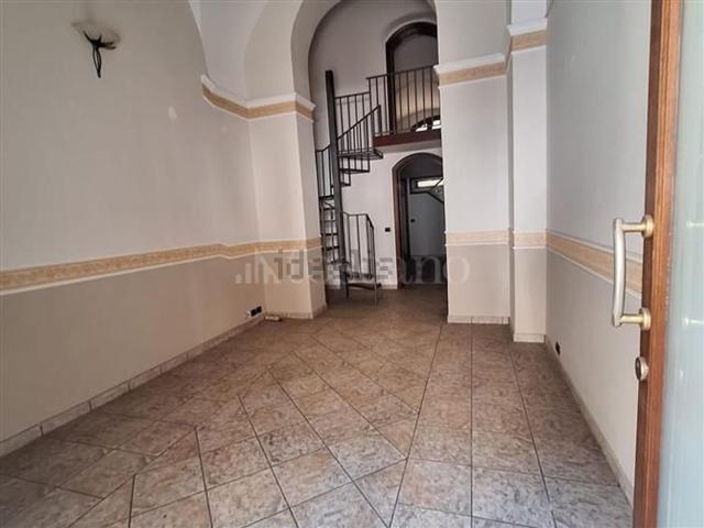 Locale in vendita di 55 m² in Via Firenze