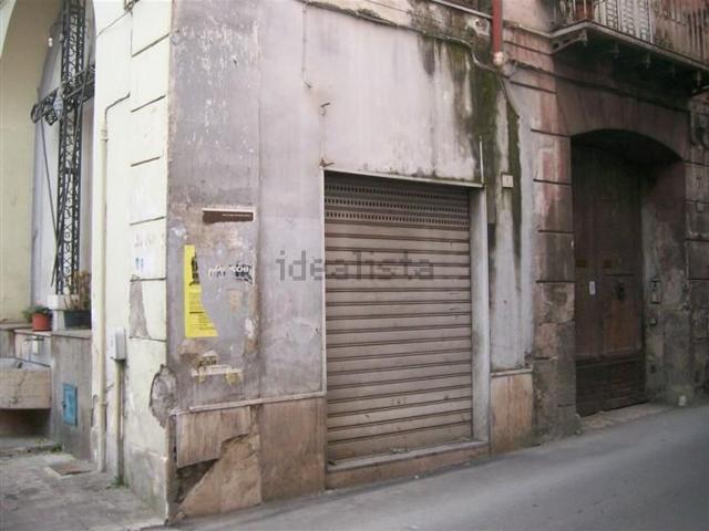 Locale in vendita di 55 m² in Via Francesco Landi