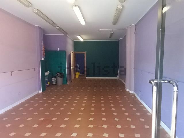 Locale in vendita di 55 m² in Via Lunga