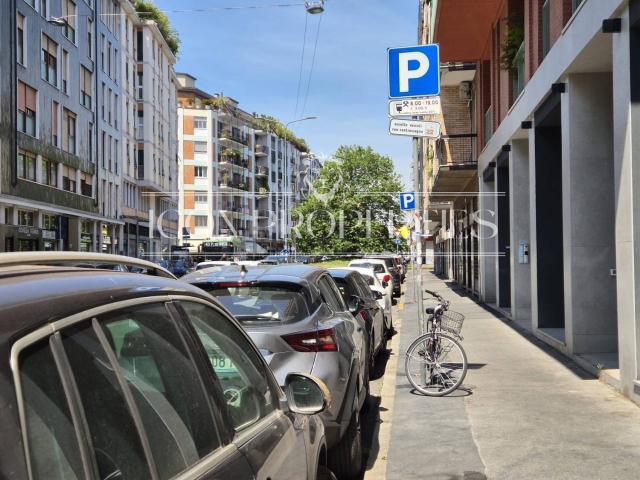 Locale in vendita di 55 m² in Via Luigi Canonica