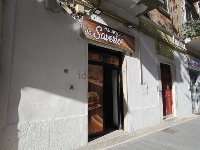 Locale in vendita di 55 m² in Via matteotti, 116