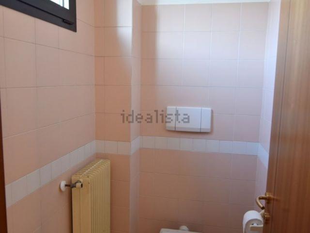 Locale in vendita di 55 m² in Via Montello