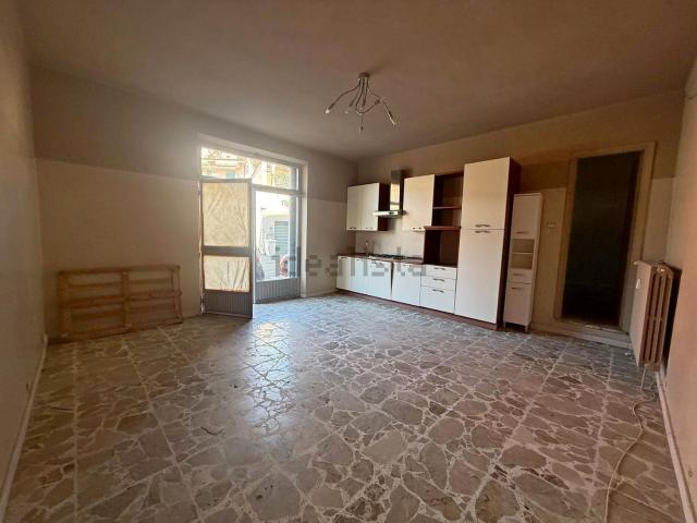 Locale in vendita di 55 m² in Via Ospedale