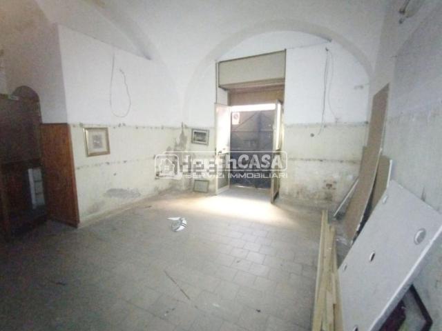 Locale in vendita di 55 m² in Via Raffaele Musto