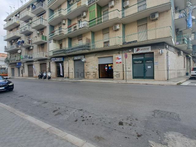 Locale in vendita di 55 m² in Via Scaloria, 138