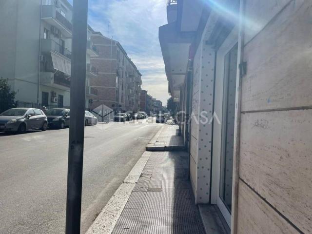 Locale in vendita di 55 m² in Via San Lioce