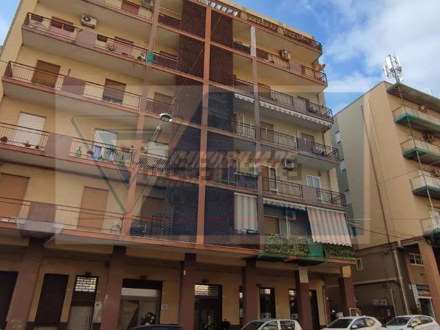 Locale in vendita di 55 m² in Viale Zecchino, 35