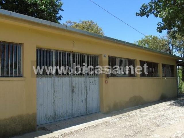 Locale in vendita di 560 m²