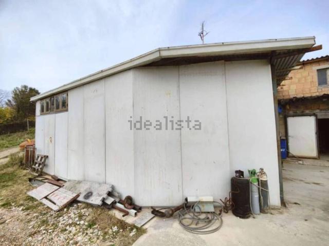 Locale in vendita di 56 m² in Strada Provinciale Tarugo
