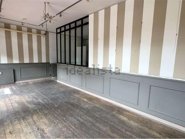 Locale in vendita di 56 m² in Via Trieste, 51