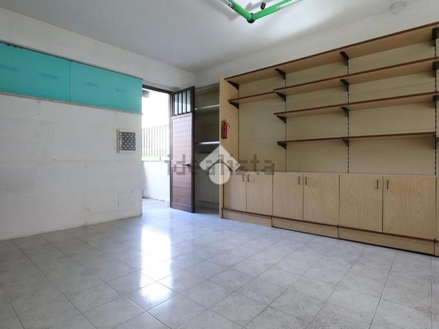 Locale in vendita di 56 m² in Via Umberto I, 3
