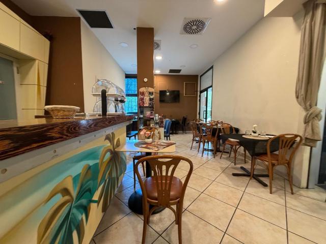 Locale in vendita di 56 m² in Via di Corticella, 180
