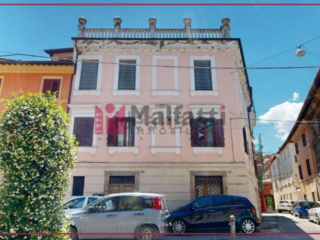 Locale in vendita di 56 m² in Via di Porta Conca, 4