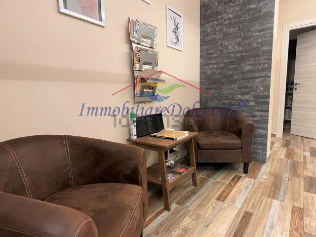 Locale in vendita di 56 m² in Via Giovanni da Cascia, 11