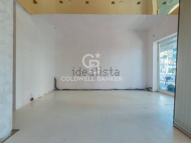 Locale in vendita di 56 m² in Viale Romagna, 49