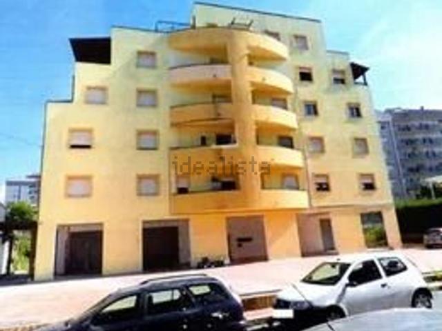 Locale in vendita di 58 m² in Via Giovan Battista Martini