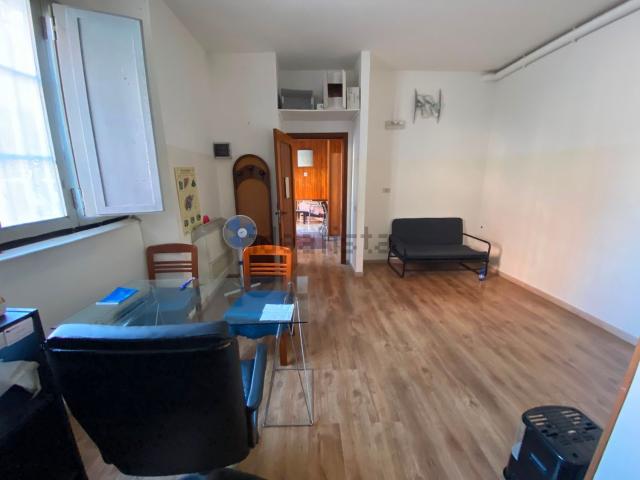 Locale in vendita di 58 m² in Viale Maiella, 92