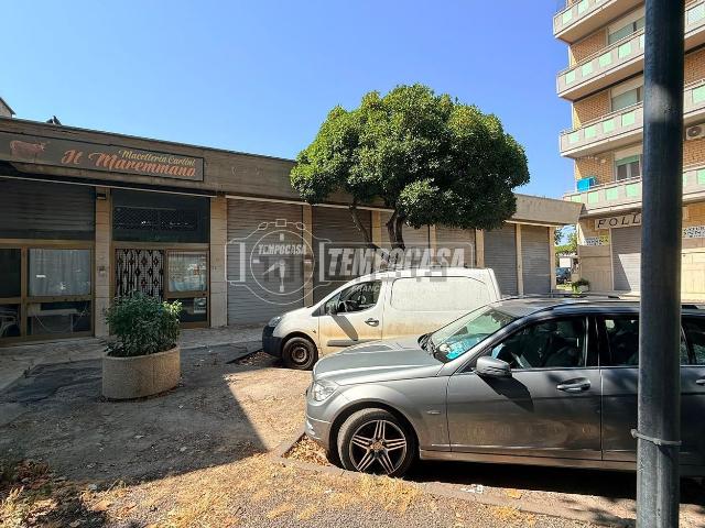 Locale in vendita di 58 m² in Viale dei Tritoni, 72