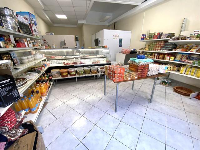 Locale in vendita di 58 m²