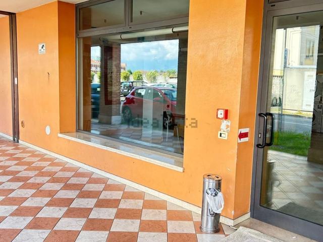 Locale in vendita di 58 m²
