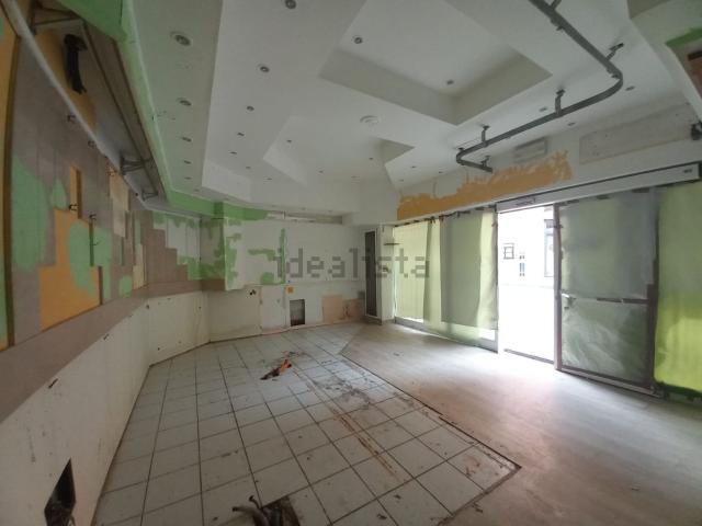 Locale in vendita di 58 m²