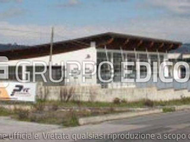 Locale in vendita di 5968 m² in Contrada Fontanelle