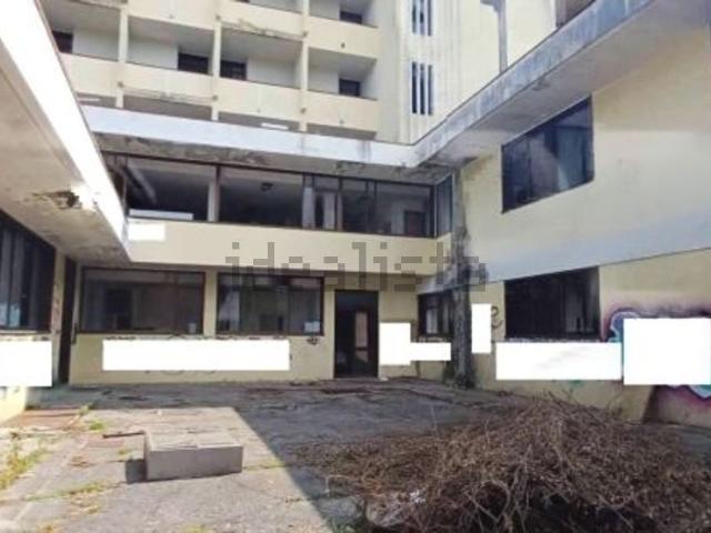 Locale in vendita di 5984 m² in Via San Daniele, 4